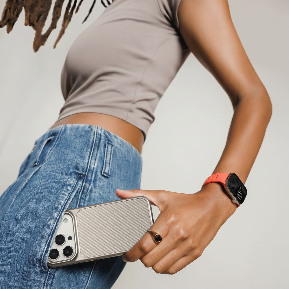 Nakd (carbon) — Slim Carbon-Weave iPhone Case · MagSafe Finish