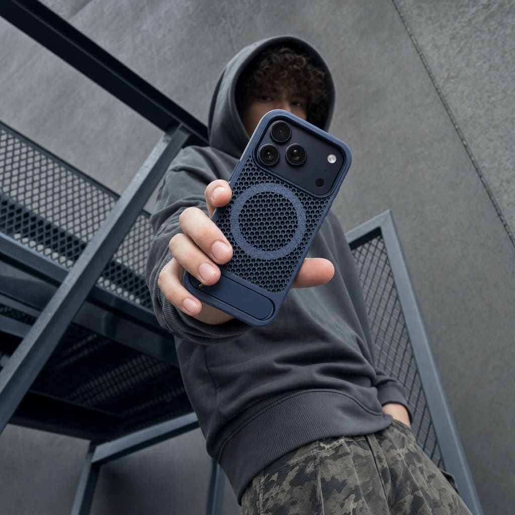 Nakd (mesh) — Breathable Heat-Dissipating iPhone Case · MagSafe + Kickstand